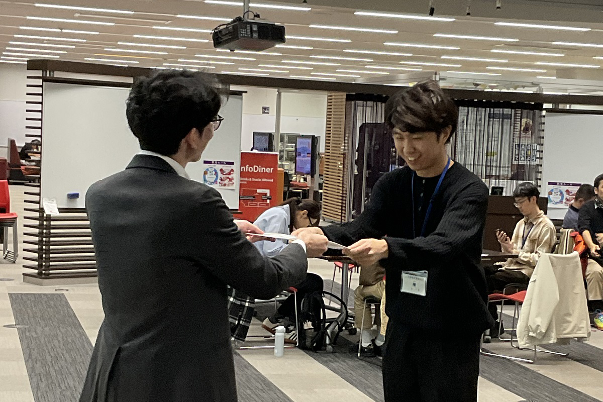 20251108_8 (120176)
